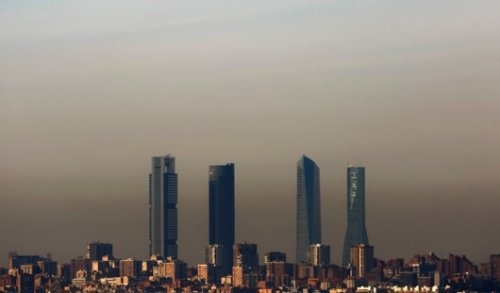 Skyline einer Großstadt die Angstzustände auslöst