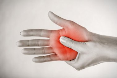 Warum spüre ich Kribbeln an Händen und Füßen?