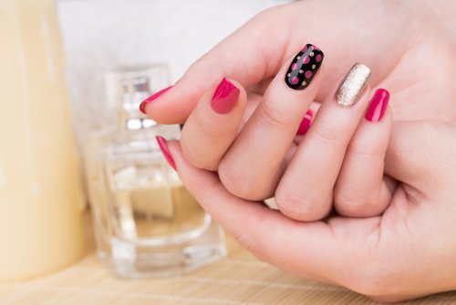 Nail-Art mit Acrylnägel