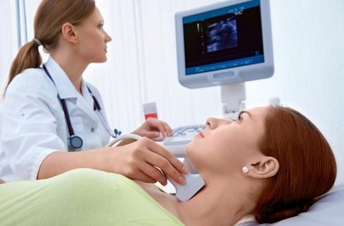 Untersuchung einer Schilddrüsenstörung