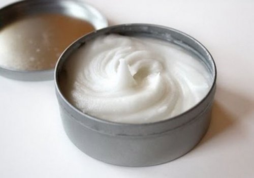 Gesichtsmaske mit Aspirin
