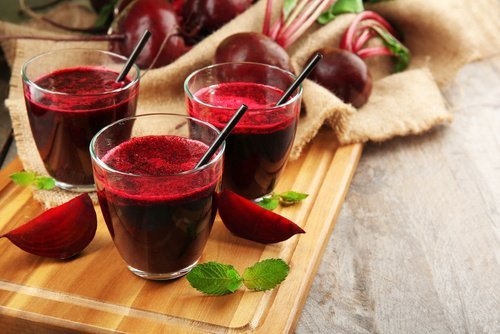 rote-beete-saft-abendessen