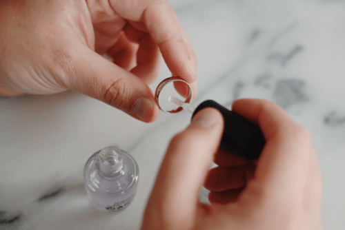 Nagellack für Schmuck