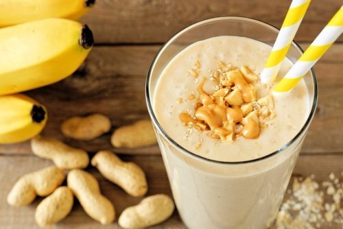 shake-aus-erdnussbutter-und-banane