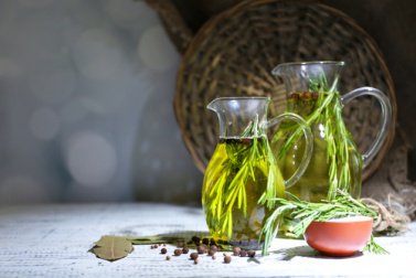 Oregano-Öl als Hausmittel gegen bakterielle Vaginose