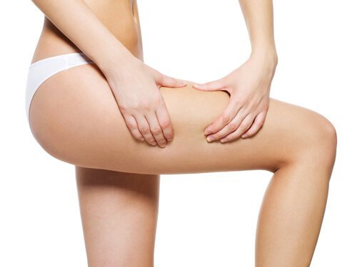 Mit Avocadokern gegen Cellulite kämpfen
