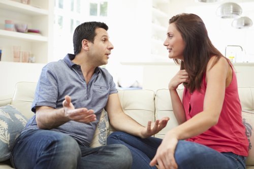 7 frühzeitige Anzeichen für eine toxische Beziehung: Besitzergreifendes Verhalten