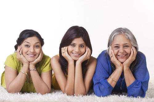 familie-mutter-tochter-oma