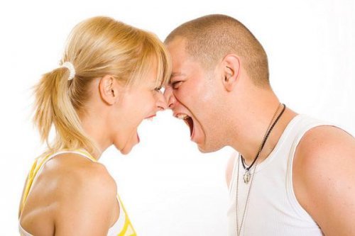 discussionen-zwischen-mann-und-frau