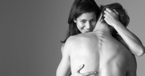 frau-und-mann-haben-sex