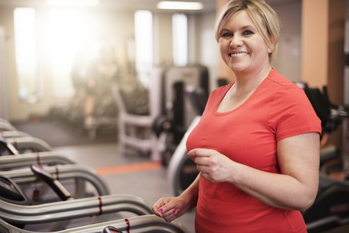 frau-im-fitnesscenter-morbide-adipositas