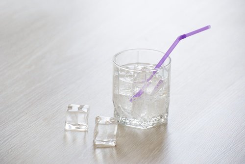 eiswasser-gegen-muedigkeit