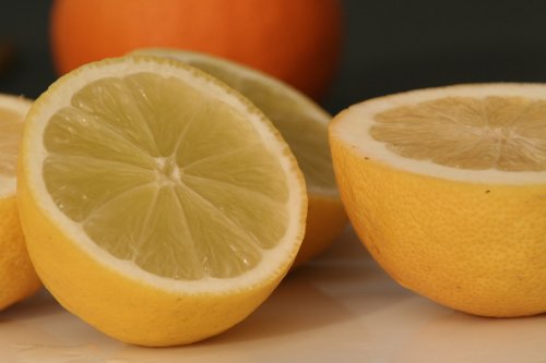 10 erstaunliche Ideen, um Zitronen zu nutzen