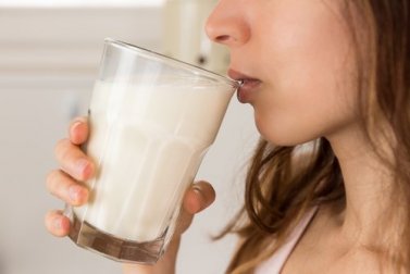 Milch mit Honig ist nicht nur lecker, sondern auch sehr gesund