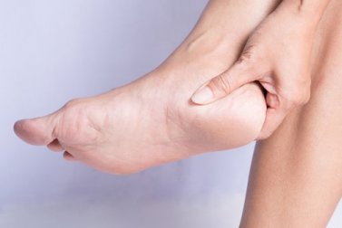 Wie man Fersensporn natürlich lindern könnte