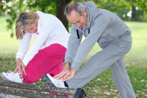 Frau und Mann beim Sport
