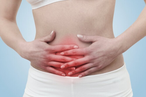 Bauchschmerzen sind Symptome einer Unterleibsentzündung