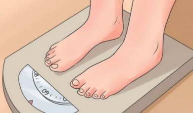 12 nächtliche Gewohnheiten, durch die wir zunehmen