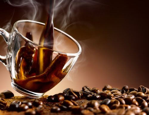 Zunehmen durch Koffein und Alkohol