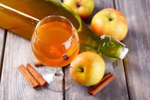 Jeden Tag einen Löffel Apfelessig: 8 Vorteile