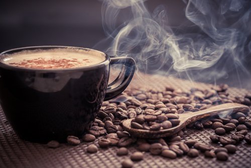 Kaffee zum Frühstück aktiviert den Stoffwechsel