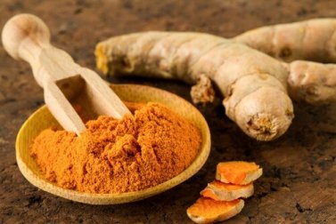 Mit Kurkuma und Ingwer auf Kurs für deine Gesundheit