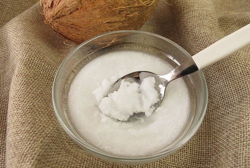 Kokosmilch und Zucker