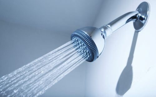 Tipps & Tricks zum Entkalken der Dusche