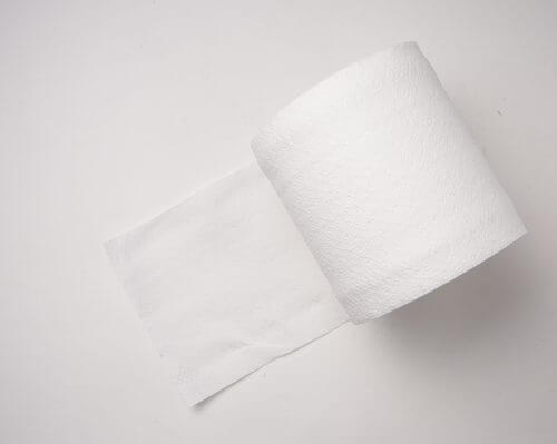 analer Juckreiz durch zu starkes Reiben mit Toilettenpapier