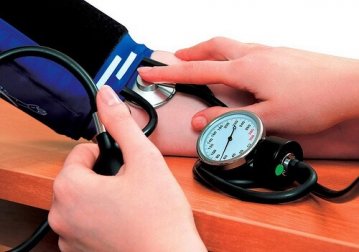 Was hilft bei Bluthochdruck? 7 natürliche Heilmittel