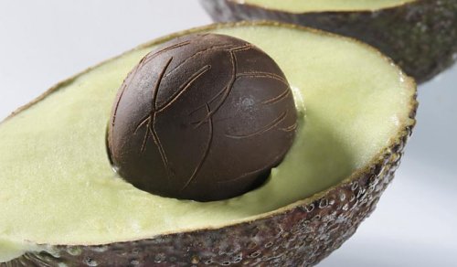 Pflege der Haut in den Wechseljahren mit Avocado