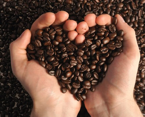 Kaffee als Lebensmittel für einen flachen Bauch
