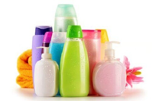 schaumprodukte in der Dusche
