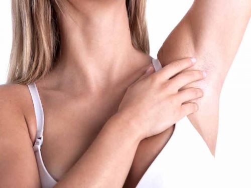 Knoten und Schwellungen - Anzeichen in den Achselhöhlen für ein Gesundheitsproblem