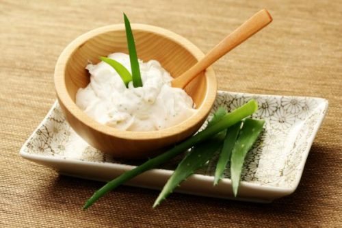 selbstgemachte Augencreme gegen Falten