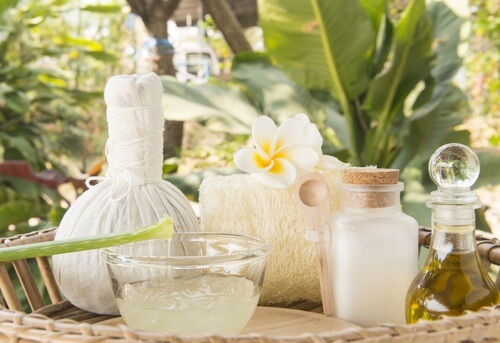 Rezept für ein selbstgemachtes Hautgel mit natürlichen Zutaten