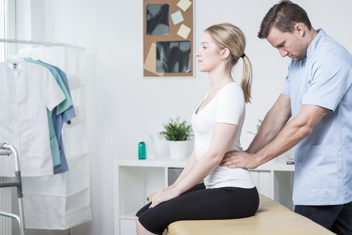 Mit Massage einem Hexenschuss vorbeugen