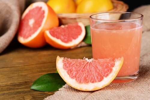 Grapefruit als Heilmittel, um Ohrgeräusche zu reduzieren