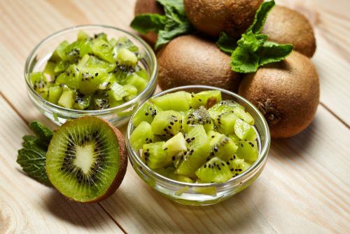 entgiftende Getränke mit Kiwi