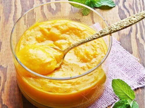 Mango und Rosenwasser für schöne Haut