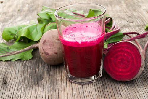 Ernährung bei Hypotonie: Rote-Bete-Saft
