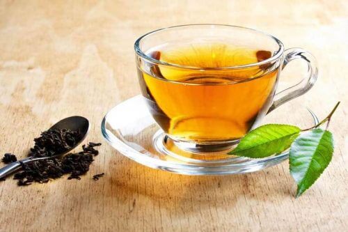 Damiana-Tee als Hausmittel gegen Falten