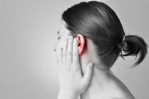 Anwendungsmöglichkeit für Wick VapoRub: gegen Schmerzen in den Ohren