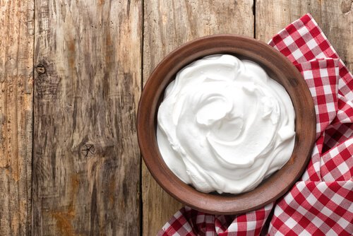 Kaffee zur Gesichtsstraffung: Maske mit Kaffee und Joghurt