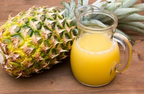 Ananassaft gegen Bauchfett