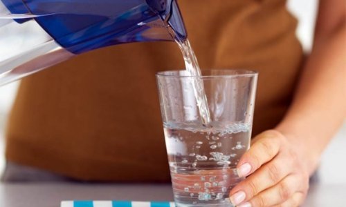 viel Wasser für starke Knochen und Gelenke