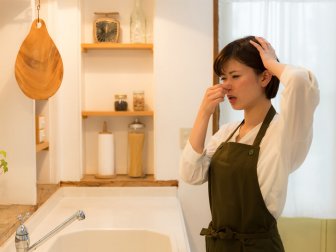 10 Tipps, mit denen du schlechte Küchengerüche loswerden kannst