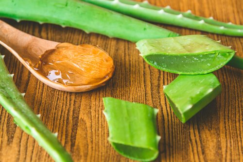 Peeling-Masken mit Gelatine und Aloe Vera