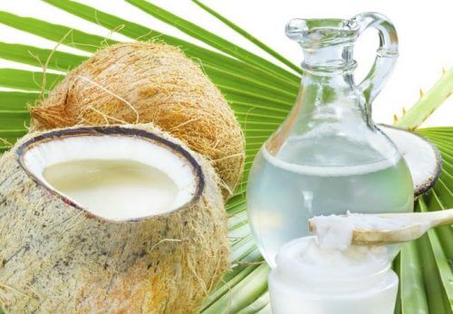 Bekämpfung von Haarausfall durch Kokoswasser