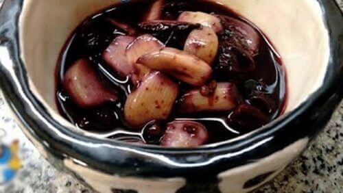 Blutkreislauf reinigen mit Knoblauch und Wein